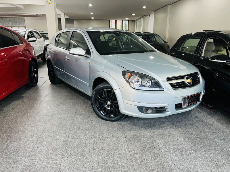 VECTRA 2.0 SFI GT HATCH 8V FLEX 4P MANUAL - 2008 - CAXIAS DO SUL