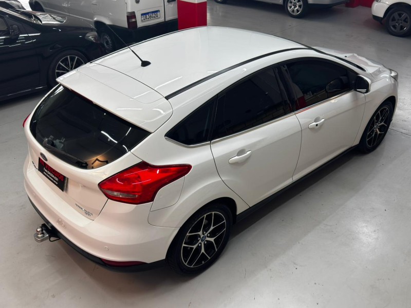FOCUS 2.0 TITANIUM HATCH 16V FLEX 4P AUTOMÁTICO - 2016 - CAXIAS DO SUL