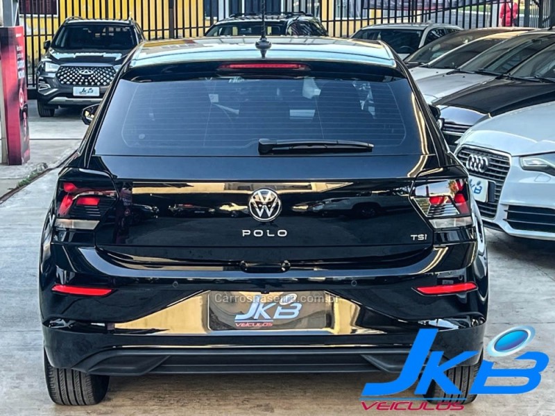 POLO 1.0	200 TSI HIGHLINE AUTOMÁTICO  - 2023 - NOVO HAMBURGO
