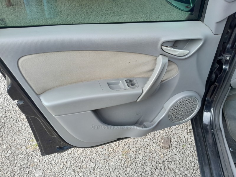 PALIO 1.6 MPI ESSENCE 16V FLEX 4P AUTOMATIZADO - 2013 - VERANóPOLIS