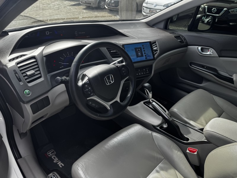 CIVIC 2.0 LX SEDAN 16V FLEX 4P AUTOMÁTICO - 2014 - DOIS IRMãOS