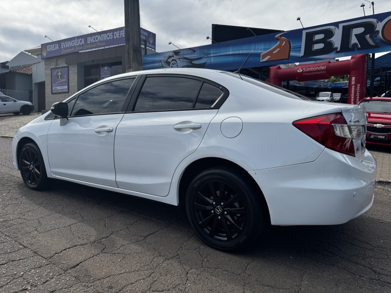 CIVIC 2.0 LX SEDAN 16V FLEX 4P AUTOMÁTICO - 2014 - DOIS IRMãOS