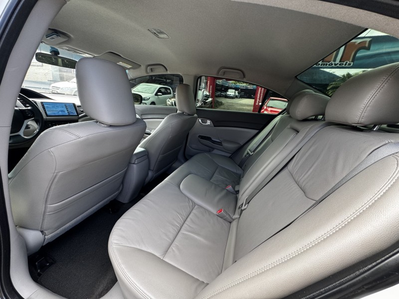 CIVIC 2.0 LX SEDAN 16V FLEX 4P AUTOMÁTICO - 2014 - DOIS IRMãOS
