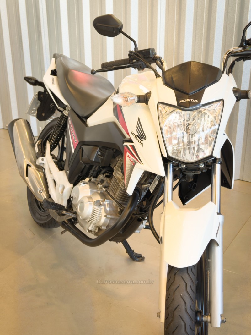 CG 160 TITAN - 2016 - VERANóPOLIS