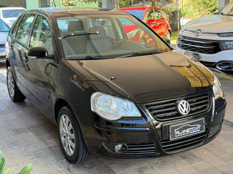 POLO 1.6 MI 8V FLEX 4P MANUAL - 2011 - FARROUPILHA