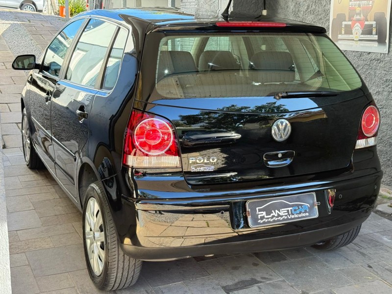 POLO 1.6 MI 8V FLEX 4P MANUAL - 2011 - FARROUPILHA