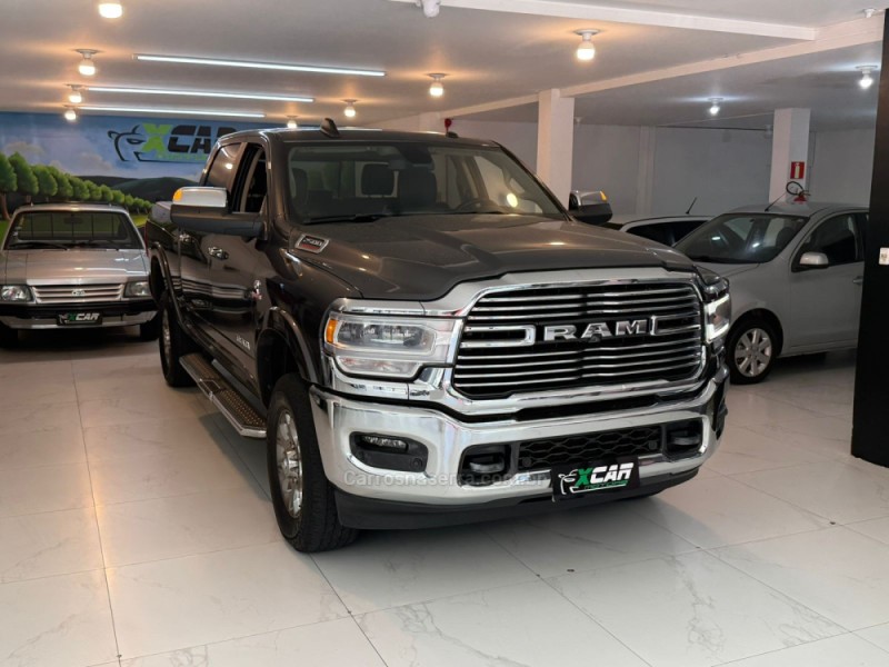 2500 LARAMIE 6.7 CD 4X4 TDI DIESEL 4P AUTOMÁTICA - 2022 - BENTO GONçALVES