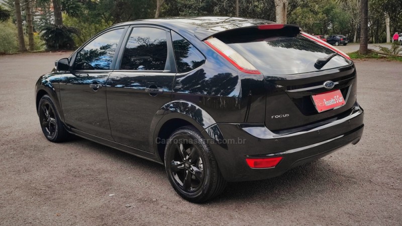 FOCUS 2.0 GLX 16V GASOLINA 4P MANUAL - 2009 - FARROUPILHA