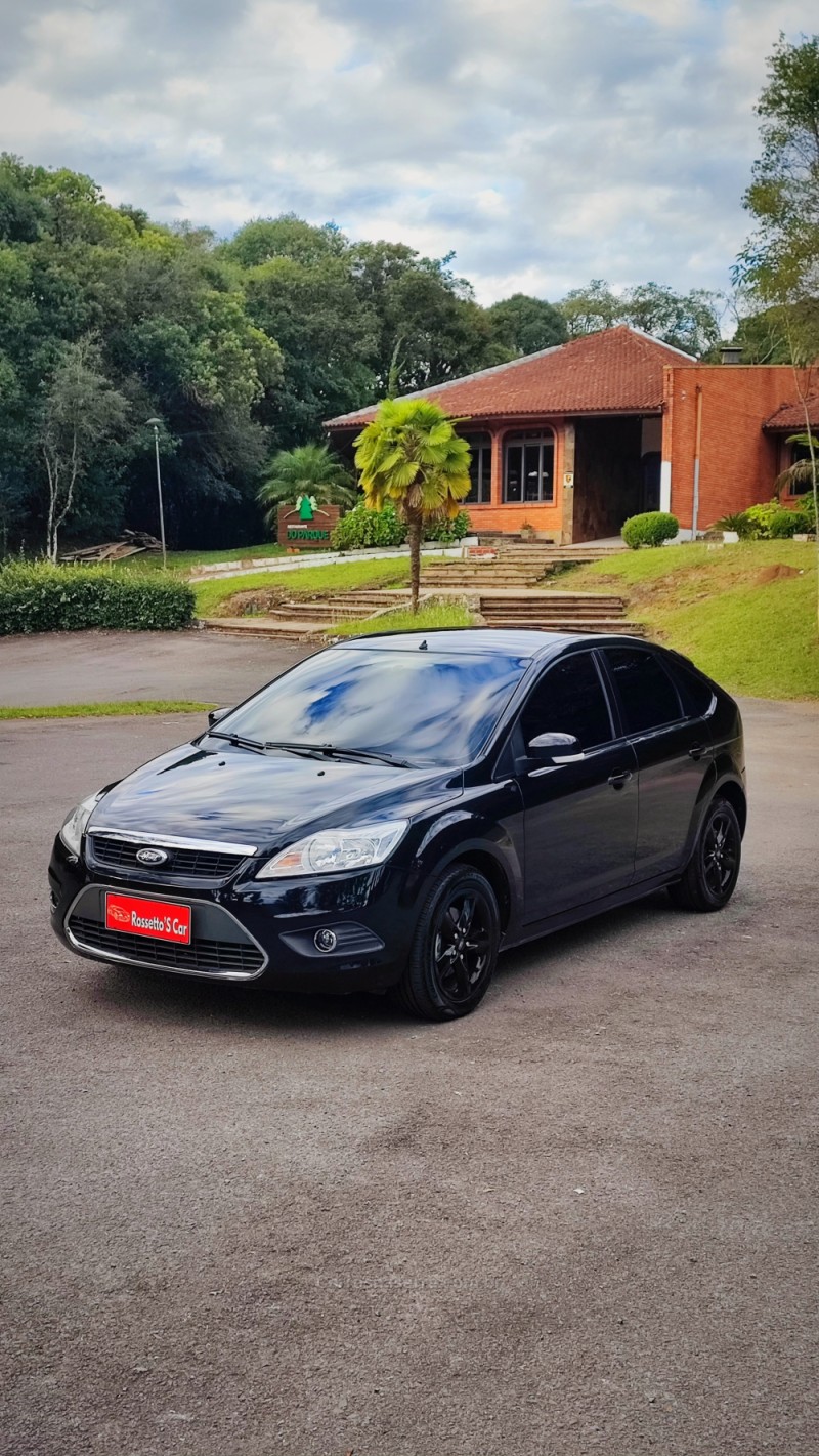 FOCUS 2.0 GLX 16V GASOLINA 4P MANUAL - 2009 - FARROUPILHA