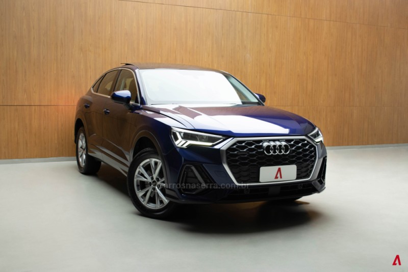 Q3 2.0 TFSI PERFORMANCE SPORTBACK TURBO GASOLINA 4P AUTOMÁTICO - 2022 - GARIBALDI