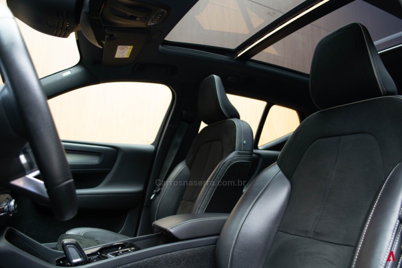 XC 40 1.5 T5 HÍBRIDO R-DESIGN FWD - 2021 - GARIBALDI