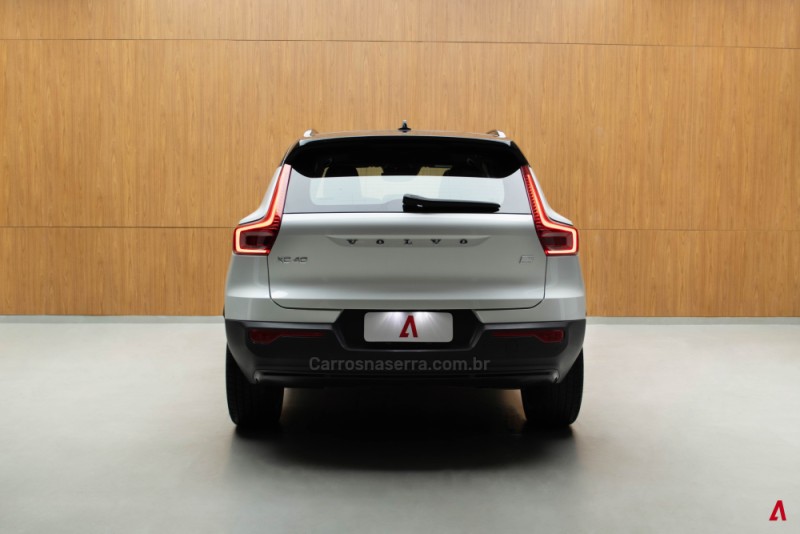 XC 40 1.5 T5 HÍBRIDO R-DESIGN FWD - 2021 - GARIBALDI