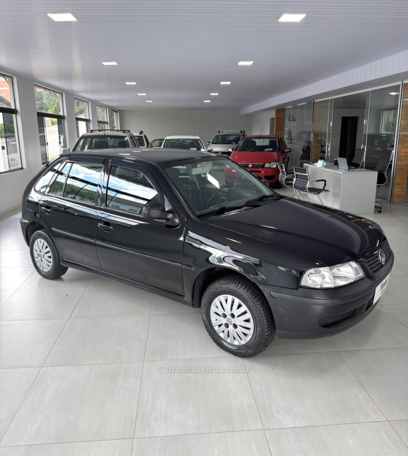 GOL 1.0 MI 8V GASOLINA 4P MANUAL G.III - 2003 - VILA FLORES