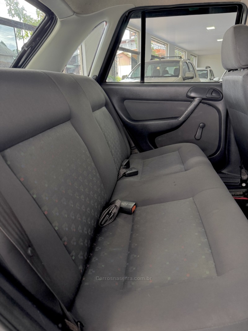 GOL 1.0 MI 8V GASOLINA 4P MANUAL G.III - 2003 - VILA FLORES