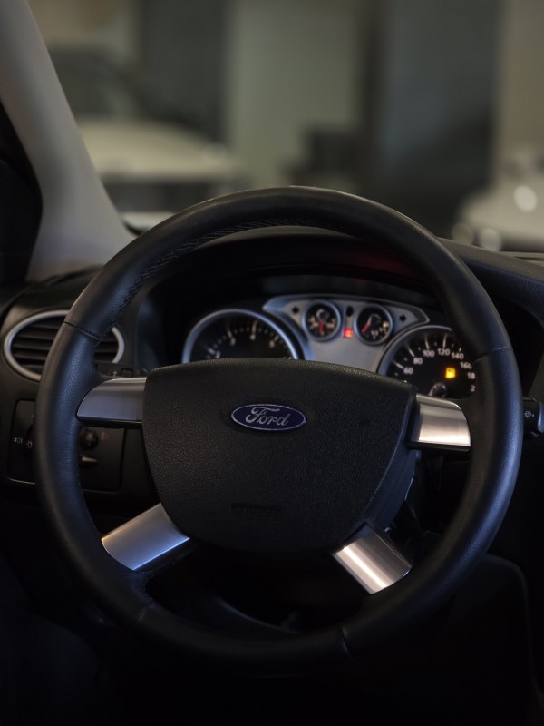 FOCUS 1.6 8V FLEX 4P MANUAL - 2011 - CAXIAS DO SUL