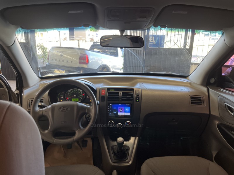 TUCSON 2.0 MPFI GL 16V 142CV 2WD GASOLINA 4P MANUAL - 2012 - CAXIAS DO SUL