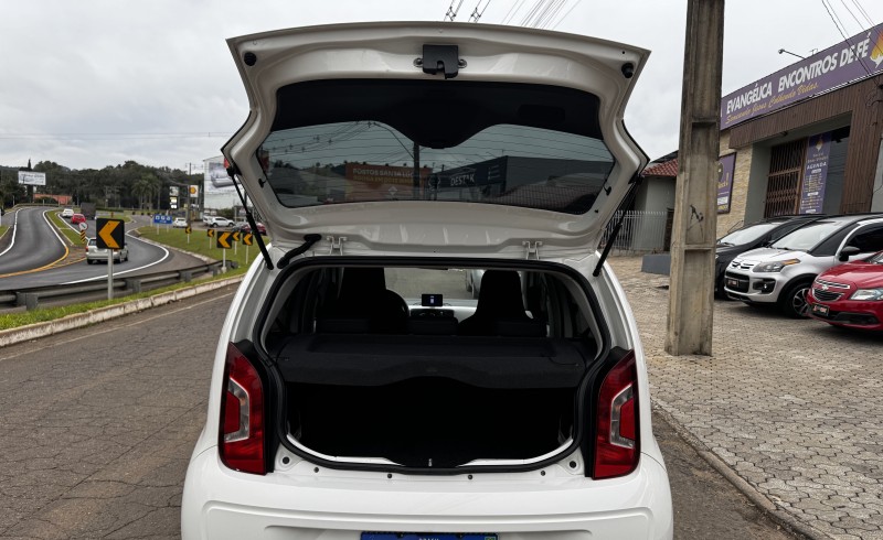 UP 1.0 MPI RBW 12V FLEX 4P MANUAL - 2015 - DOIS IRMãOS