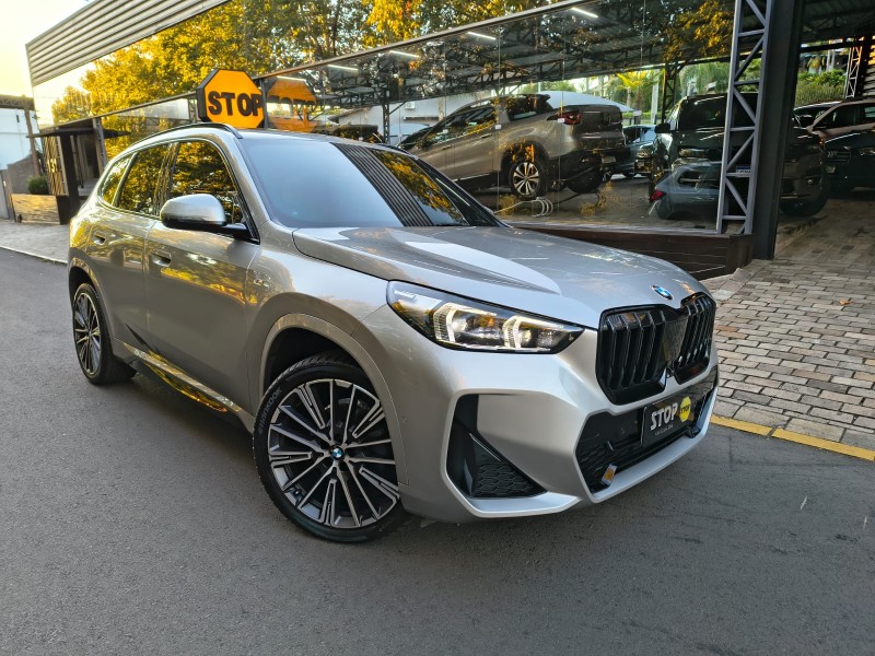 X1 2.0 16V TURBO ACTIVEFLEX SDRIVE20I M SPORT 4P AUTOMÁTICO - 2023 - DOIS IRMãOS