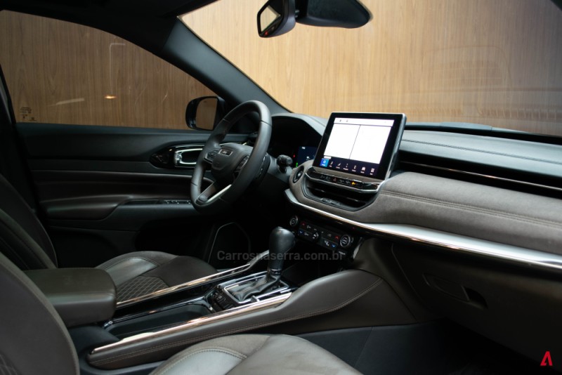 COMMANDER 2.0 OVERLAND T380 16V 4X4 TURBO DIESEL 4P AUTOMÁTICO - 2023 - GARIBALDI