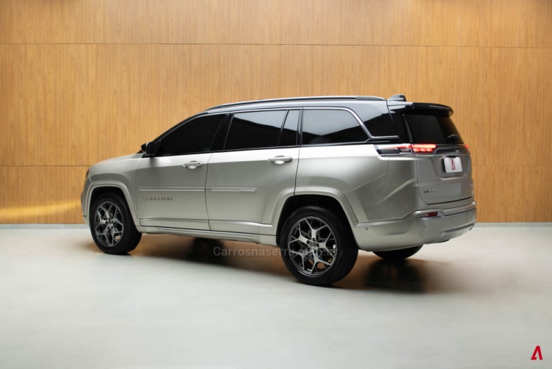 COMMANDER 2.0 OVERLAND T380 16V 4X4 TURBO DIESEL 4P AUTOMÁTICO - 2023 - GARIBALDI