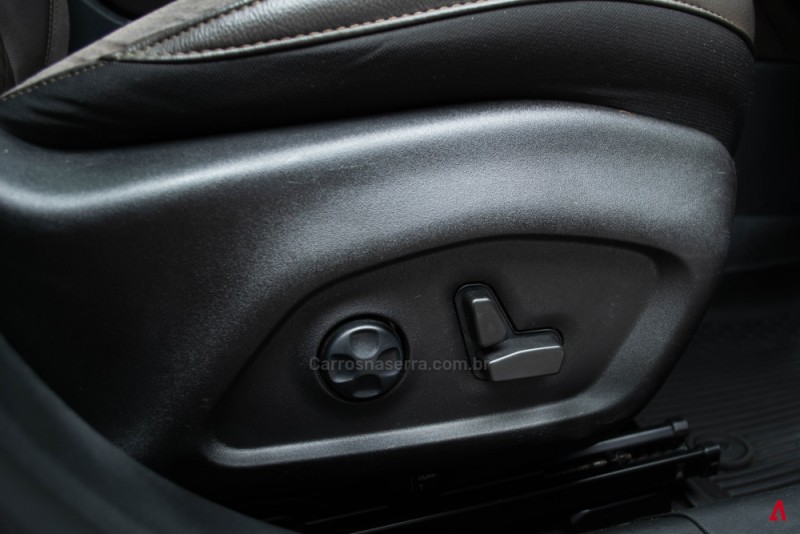 COMMANDER 2.0 OVERLAND T380 16V 4X4 TURBO DIESEL 4P AUTOMÁTICO - 2023 - GARIBALDI