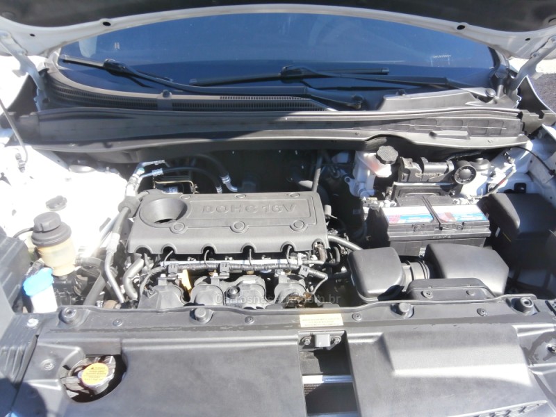 IX35 2.0 MPI 4X2 16V GASOLINA 4P MANUAL - 2011 - FARROUPILHA