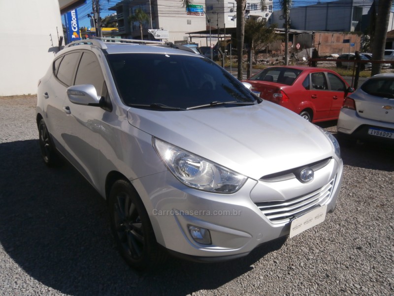 IX35 2.0 MPI 4X2 16V GASOLINA 4P MANUAL - 2011 - FARROUPILHA