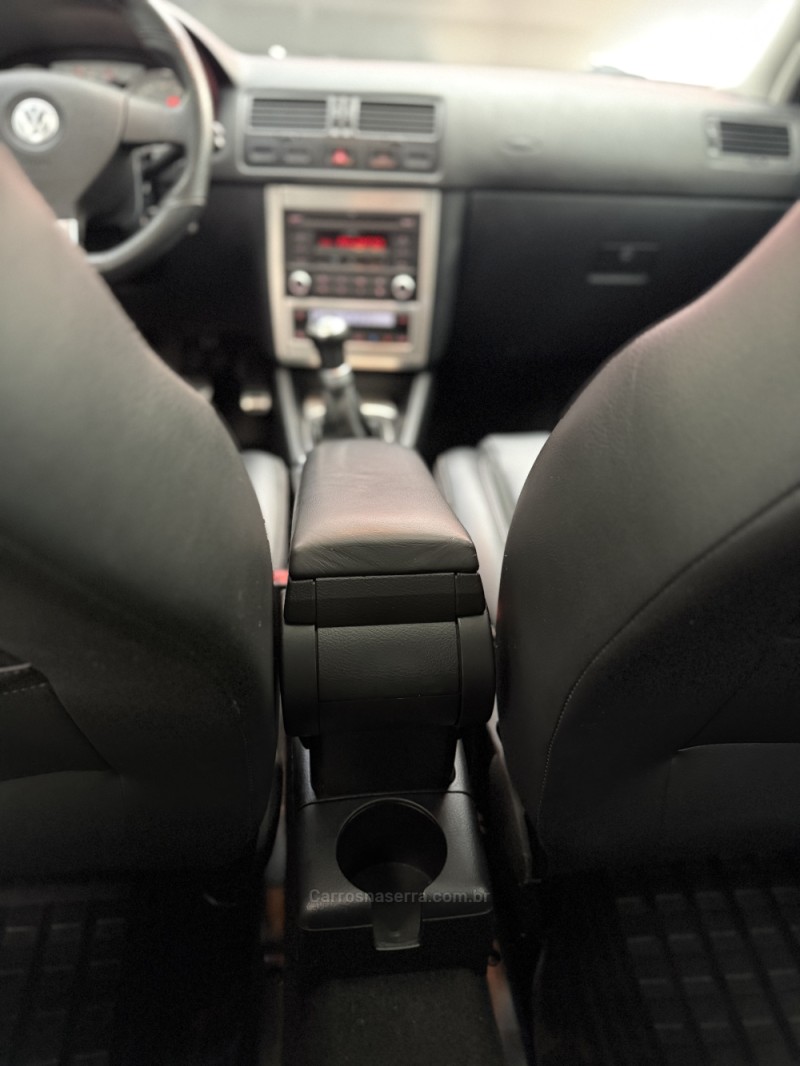GOLF 1.6 MI SPORTLINE LIMITED EDITION 8V FLEX 4P MANUAL - 2014 - FARROUPILHA