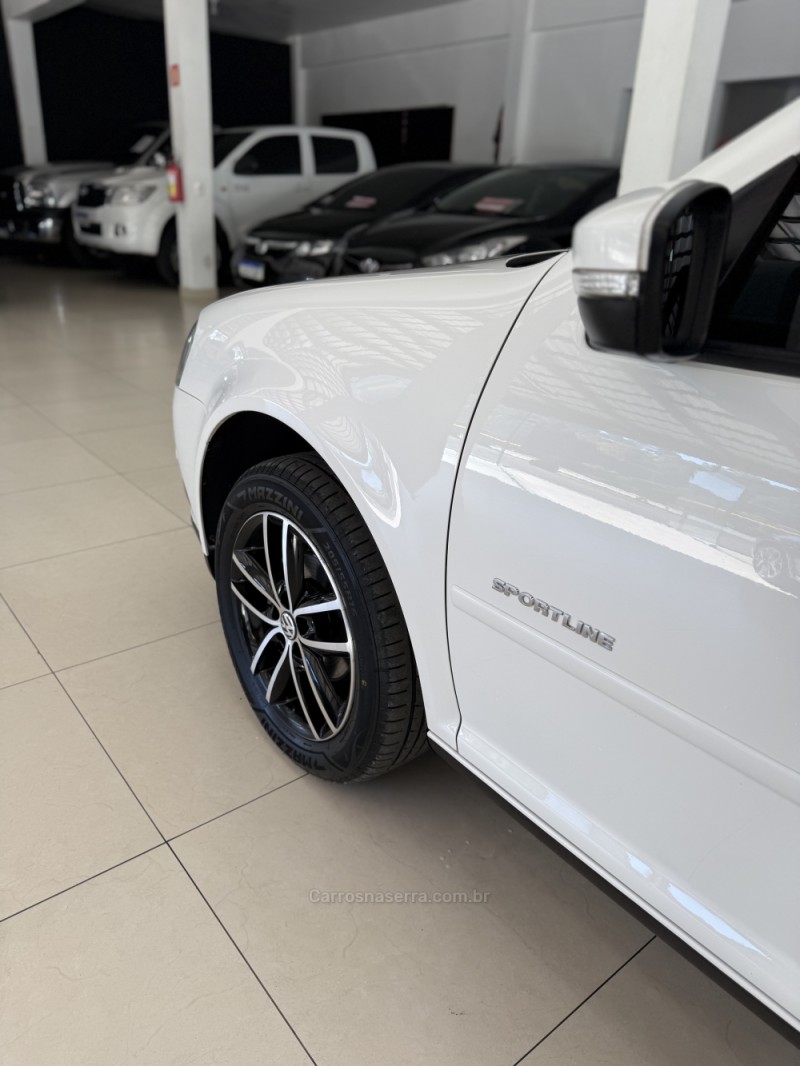 GOLF 1.6 MI SPORTLINE LIMITED EDITION 8V FLEX 4P MANUAL - 2014 - FARROUPILHA