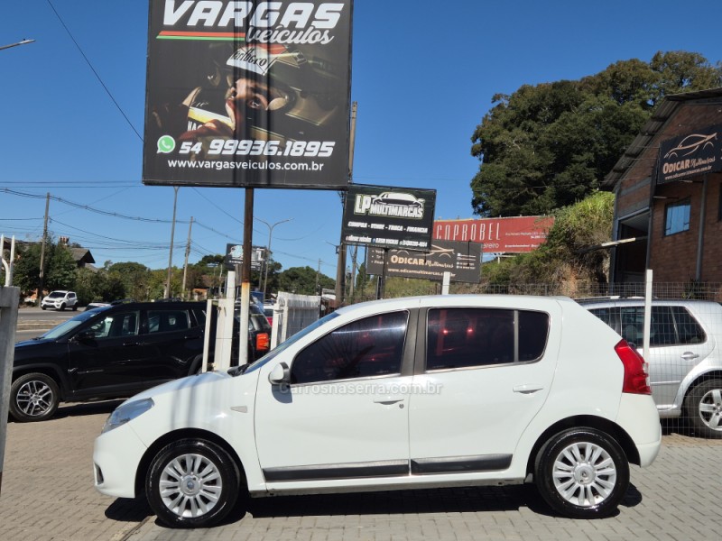 SANDERO 1.6 PRIVILÉGE 8V FLEX 4P MANUAL - 2013 - CAXIAS DO SUL