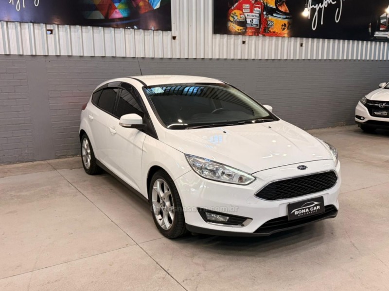 FOCUS 1.6 SE 16V FLEX 4P MANUAL - 2017 - CAXIAS DO SUL