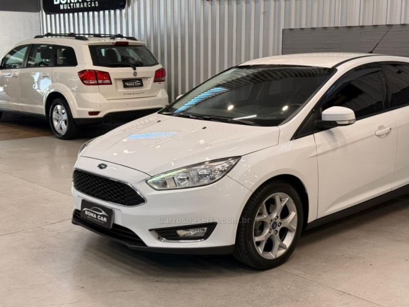 FOCUS 1.6 SE 16V FLEX 4P MANUAL - 2017 - CAXIAS DO SUL