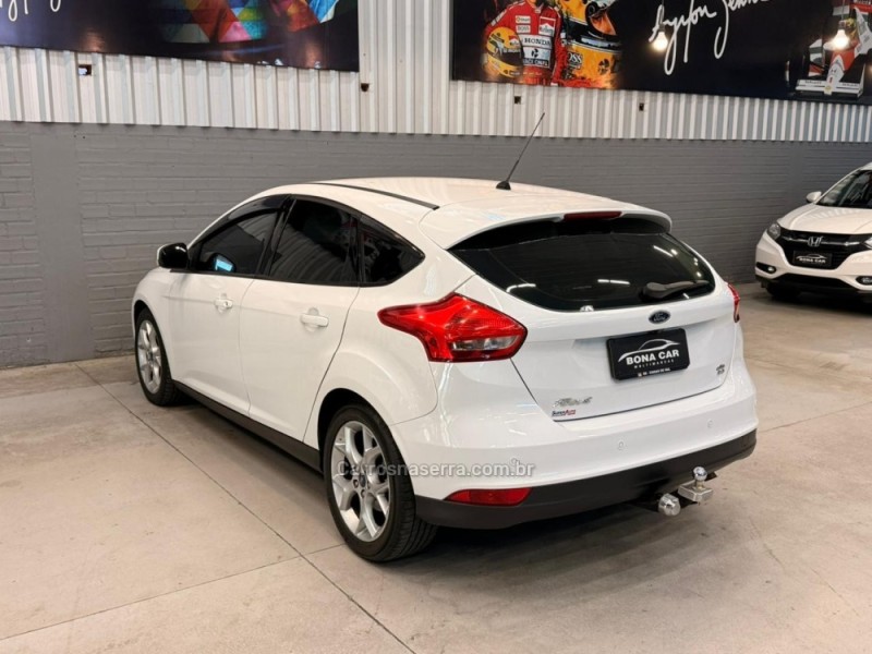 FOCUS 1.6 SE 16V FLEX 4P MANUAL - 2017 - CAXIAS DO SUL