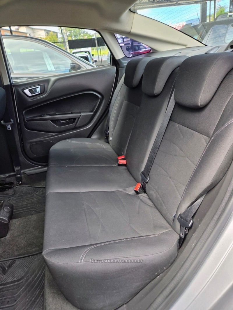 FIESTA 1.6 MPI CLASS SEDAN 8V FLEX 4P MANUAL - 2016 - CAXIAS DO SUL