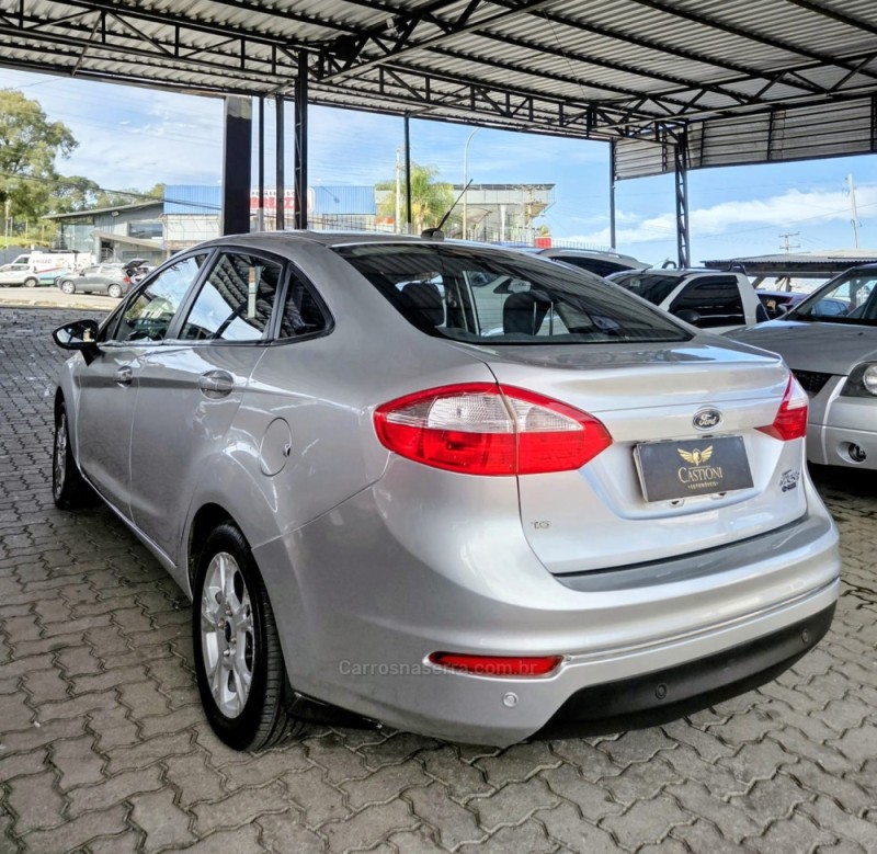FIESTA 1.6 MPI CLASS SEDAN 8V FLEX 4P MANUAL - 2016 - CAXIAS DO SUL