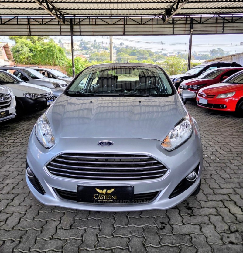 FIESTA 1.6 MPI CLASS SEDAN 8V FLEX 4P MANUAL - 2016 - CAXIAS DO SUL