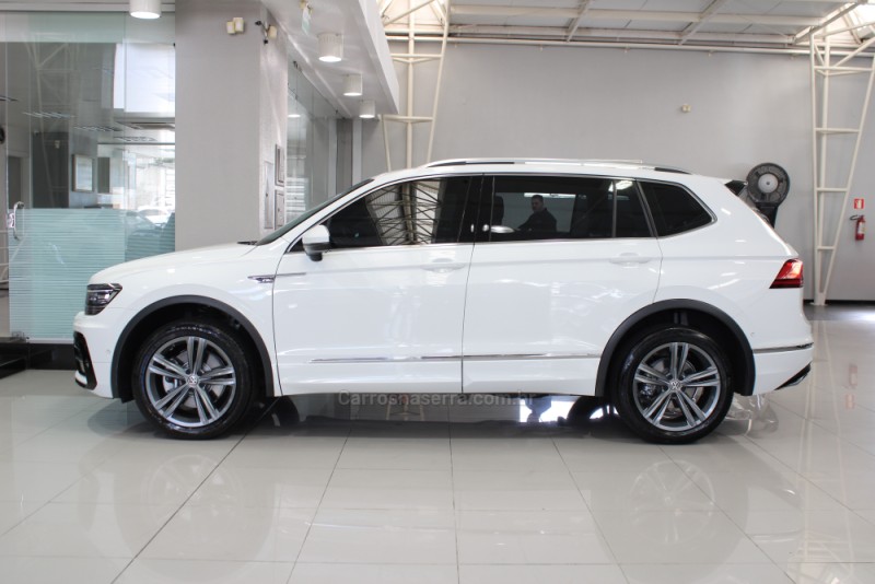 TIGUAN 2.0 TSI R-LINE 16V TURBO GASOLINA 4P TIPTRONIC - 2020 - CAXIAS DO SUL