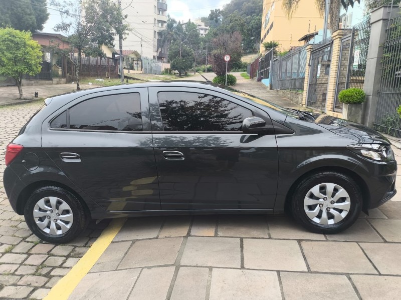 ONIX 1.0 MPFI LT 8V FLEX 4P MANUAL - 2019 - FLORES DA CUNHA