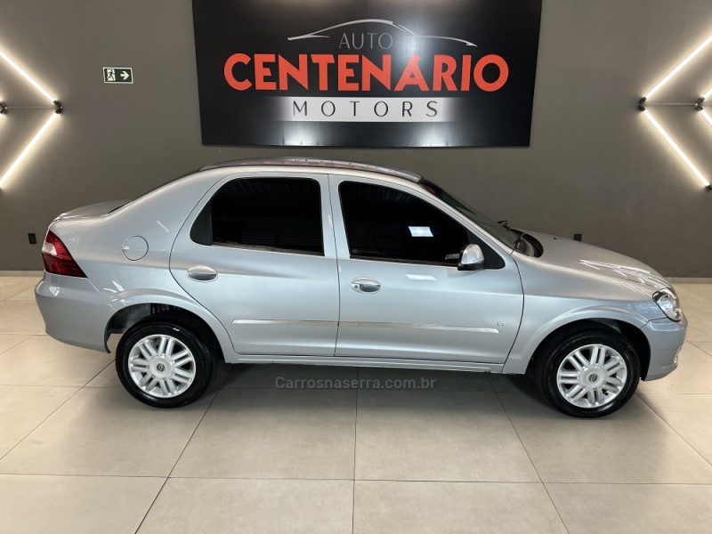 PRISMA 1.4 MPFI LT 8V FLEX 4P MANUAL - 2012 - SAPIRANGA