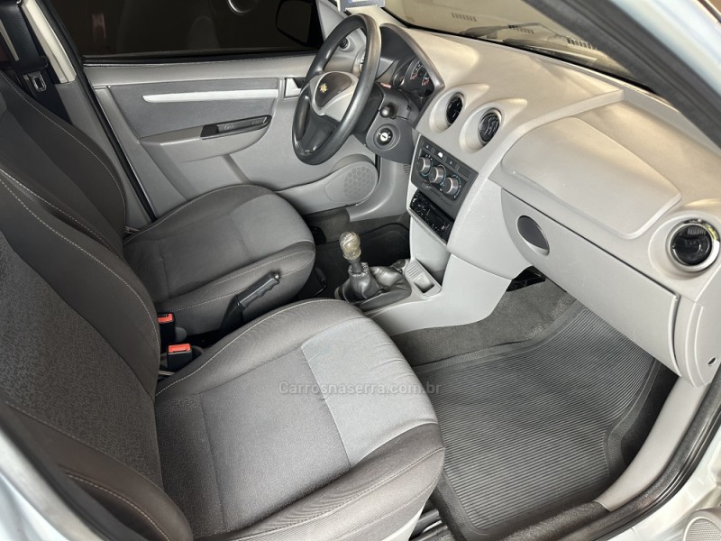 PRISMA 1.4 MPFI LT 8V FLEX 4P MANUAL - 2012 - SAPIRANGA