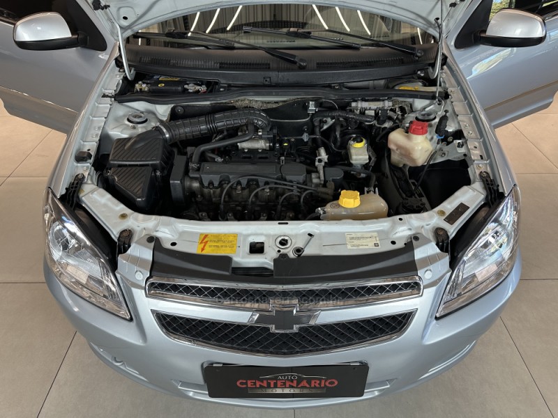 PRISMA 1.4 MPFI LT 8V FLEX 4P MANUAL - 2012 - SAPIRANGA