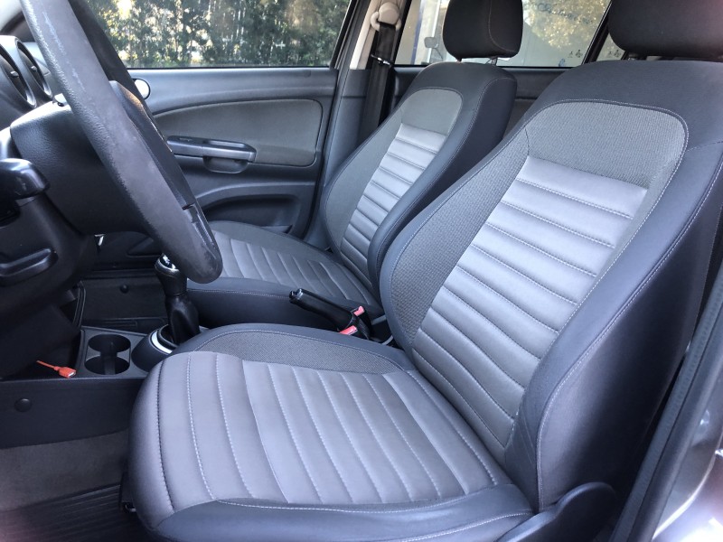 VOYAGE 1.6 MI COMFORTLINE 8V FLEX 4P MANUAL - 2013 - VALE REAL