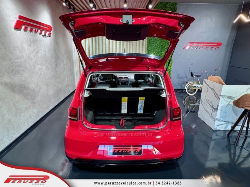 FOX 1.6 MSI PEPPER 16V FLEX 4P MANUAL - 2016 - NOVA PRATA