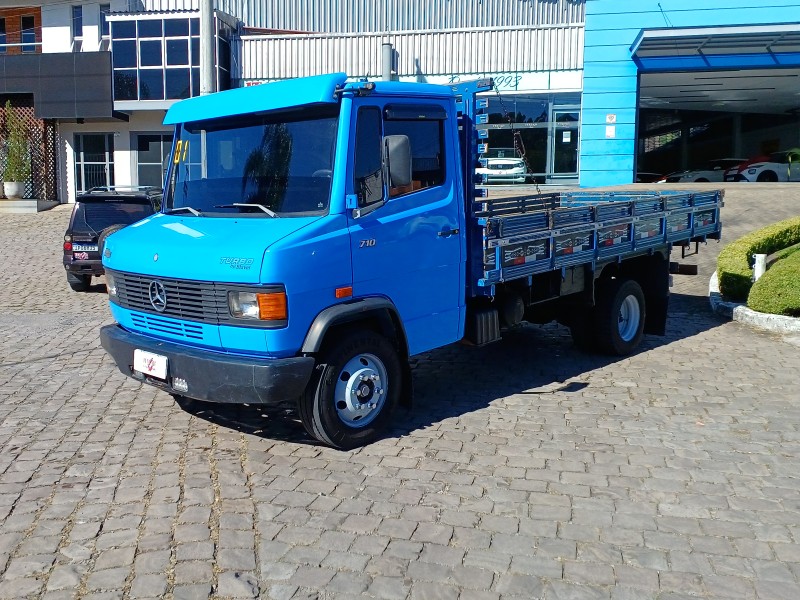 710 (DIESEL)  - 2001 - FLORES DA CUNHA