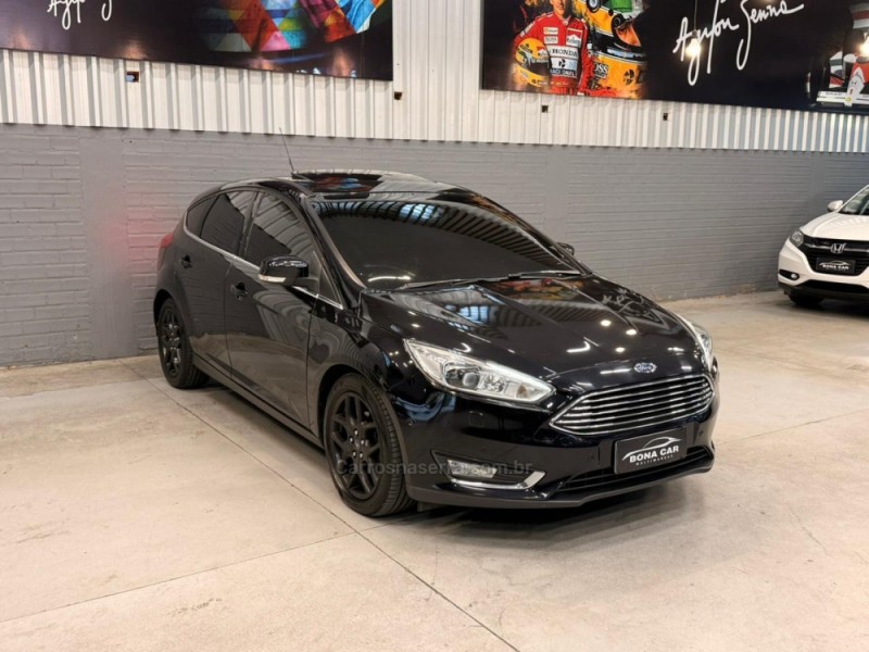 FOCUS 2.0 TITANIUM PLUS HATCH 16V FLEX 4P AUTO - 2016 - CAXIAS DO SUL