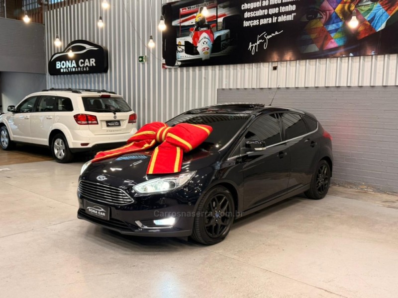 focus 2.0 titanium plus hatch 16v flex 4p auto 2016 caxias do sul