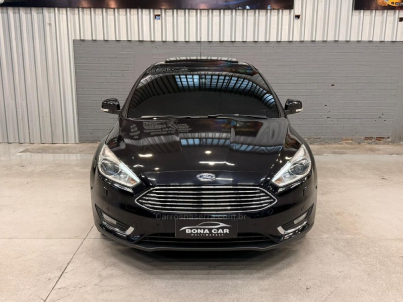 FOCUS 2.0 TITANIUM PLUS HATCH 16V FLEX 4P AUTO - 2016 - CAXIAS DO SUL