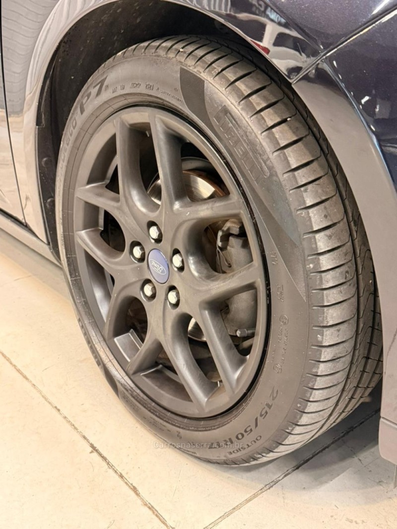 FOCUS 2.0 TITANIUM PLUS HATCH 16V FLEX 4P AUTO - 2016 - CAXIAS DO SUL