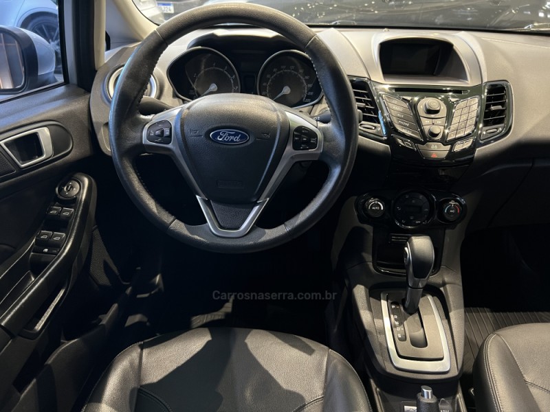 FIESTA 1.6 TITANIUM HATCH 16V FLEX 4P AUTOMÁTICO - 2017 - CAXIAS DO SUL