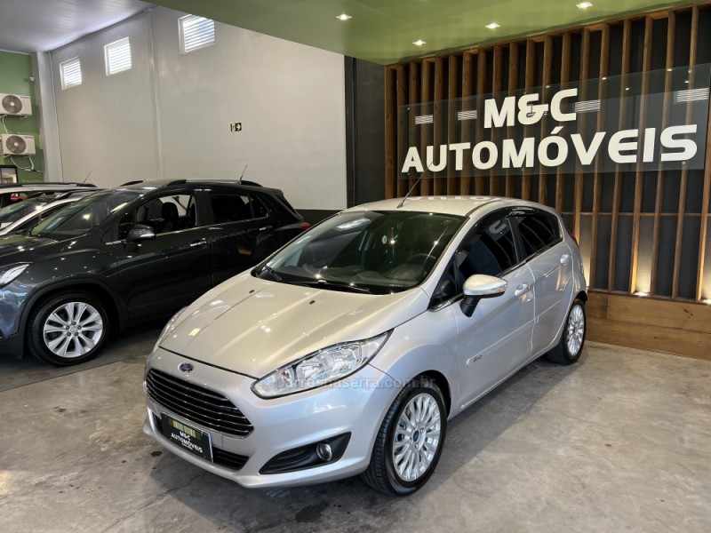 fiesta 1.6 titanium hatch 16v flex 4p automatico 2017 caxias do sul